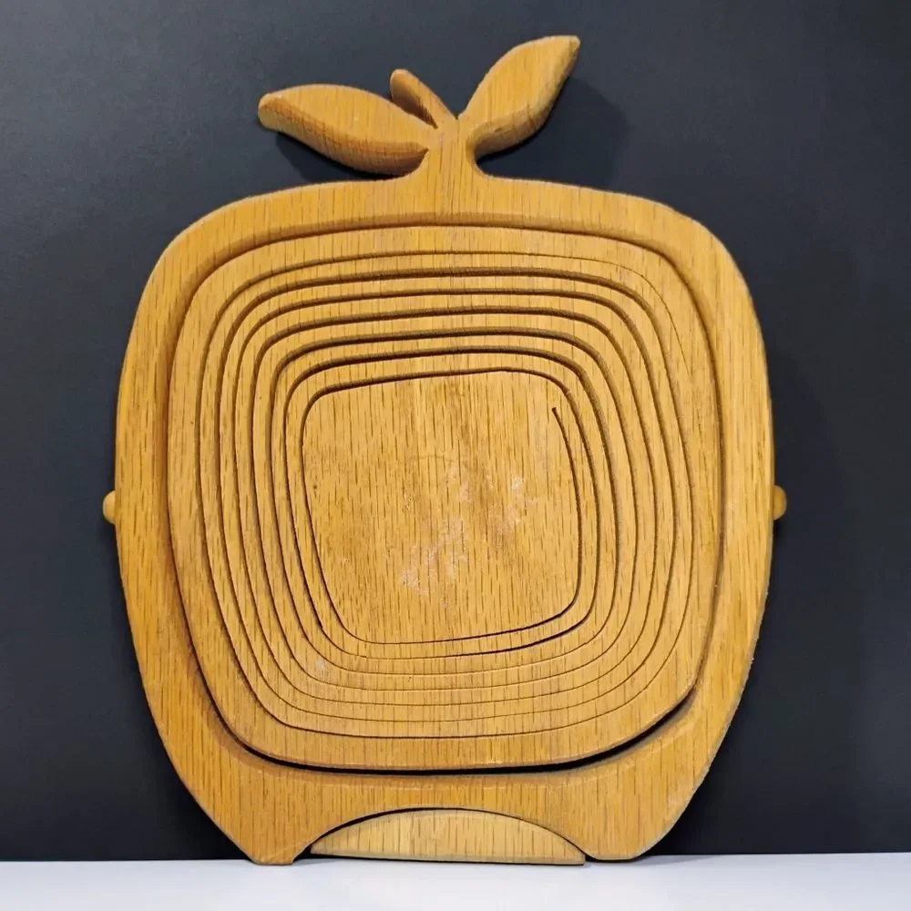 Vtg Basket Apple Shaped Tan Wooden Cut Collapsible Accent Fruit Holder Handmade